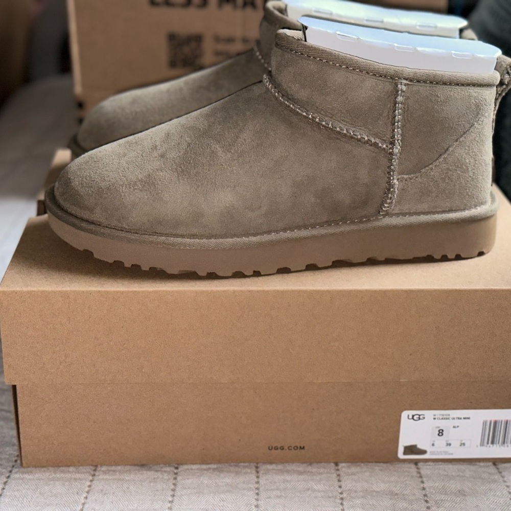 UGG classic ultra mini